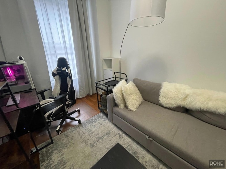 Photo - 360 W 53rd St Unit 1E