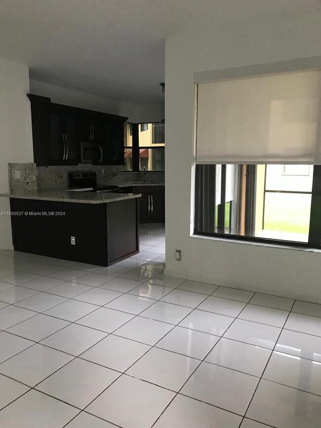 15563 N Miami Lakeway Condo Unit 10717 Condo for Rent in Miami Lakes