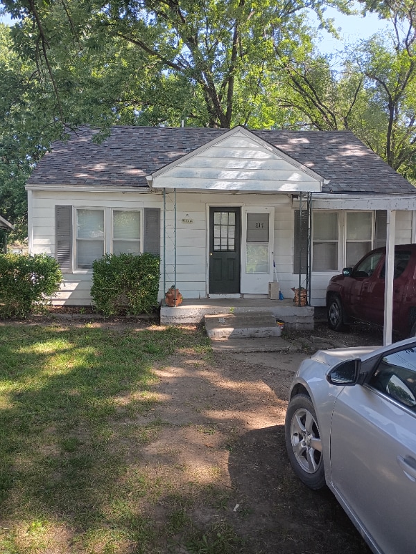 Photo - 817 E Franklin St