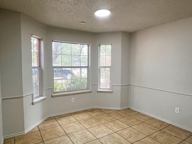 Photo - 6111 14th St