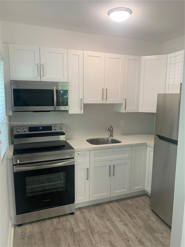 Photo - 1218 Salzedo St Unit 1