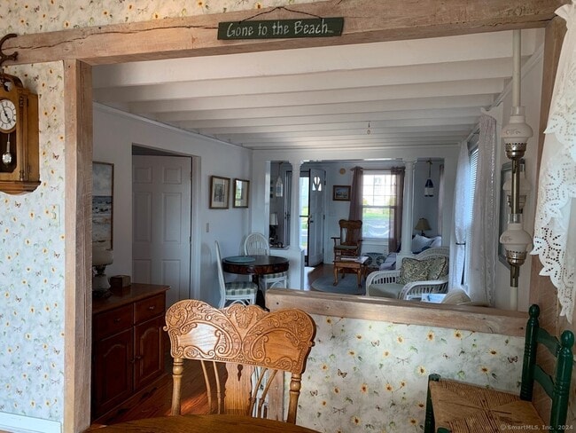 Photo - 70 New Shore Rd