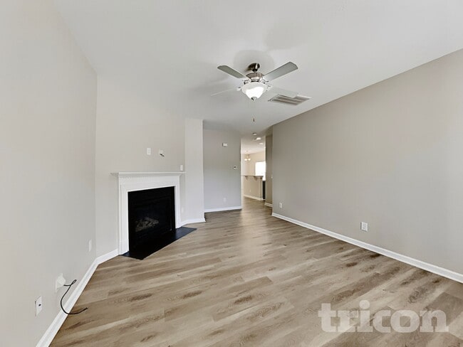 Photo - 441 Laurel Leaf Dr