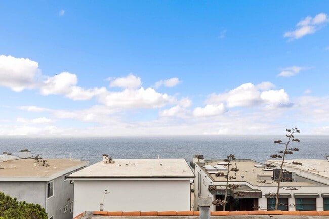 Photo - 121 Marine Pl