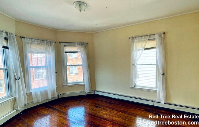 Photo - 3 Washburn Pl Unidad 3