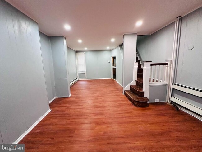 Photo - 556 N Wanamaker St