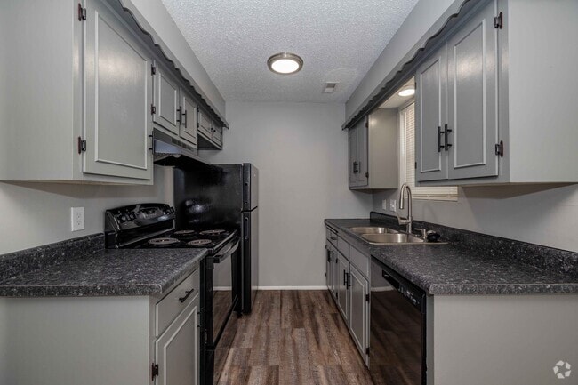Interior Photo - Pine Creek Apartments