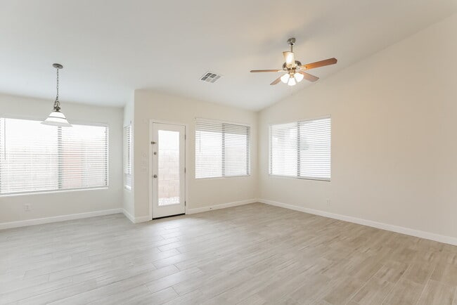 Photo - 4715 W Harwell Rd