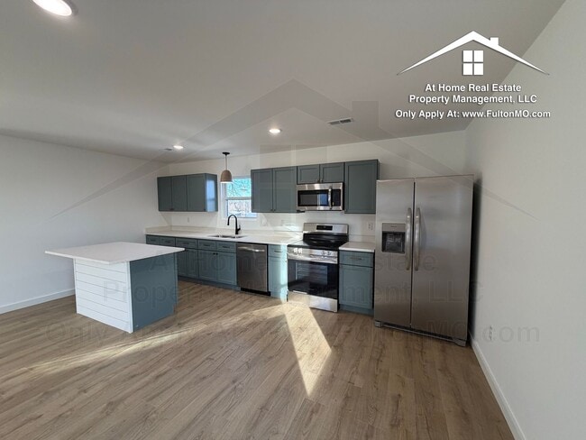 Photo - 508 E 8th St