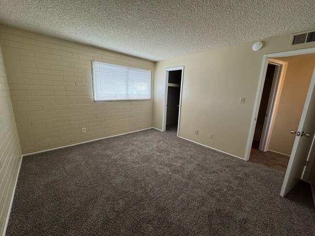Holiday Gardens 2 Bedroom Townhome
