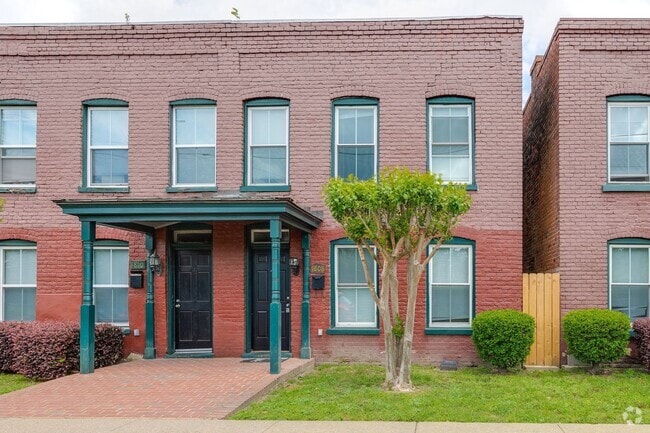Building Photo - 1838 Parkwood Ave Rental