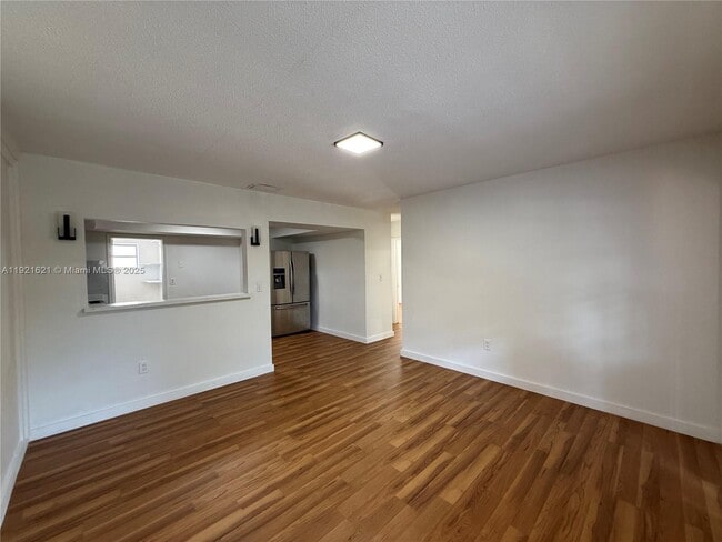 Photo - 6301 Moseley St Unit 2