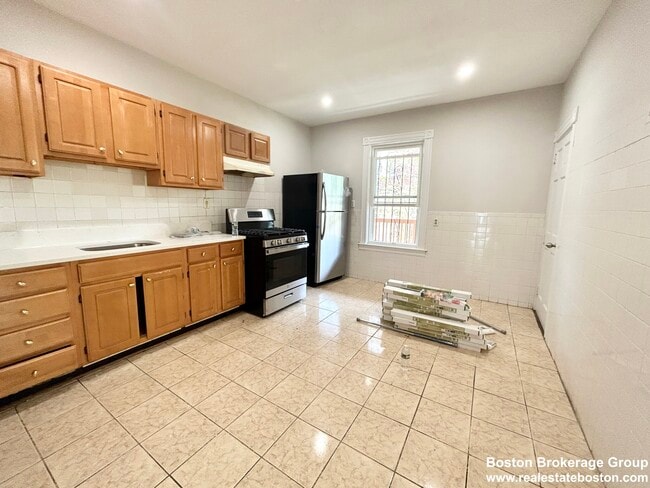 Building Photo - 22 Humphreys St Unit 1