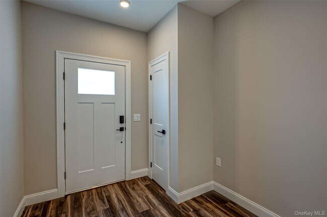 Photo - 1 Conklin St Unit 102