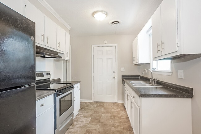 Photo - 2819 Lumpkin Rd