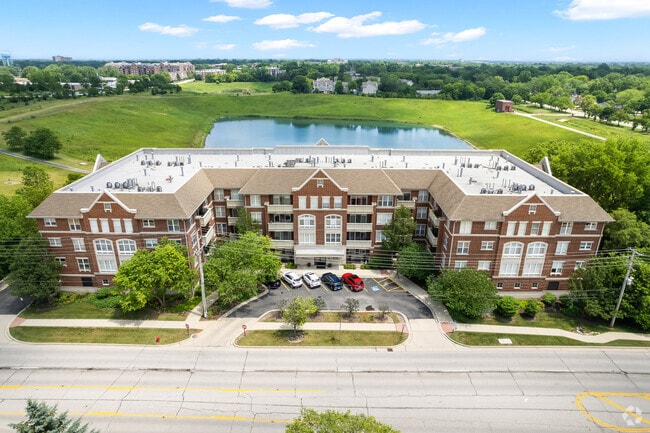 Building Photo - 77 N Quentin Rd Unit 204 Rental
