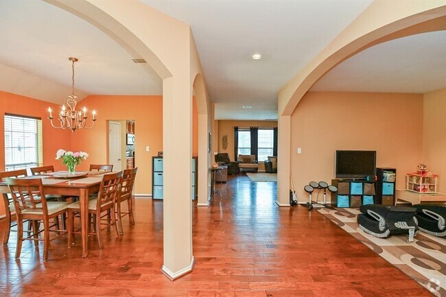 Building Photo - 4903 Lake Gladewater Ct Rental