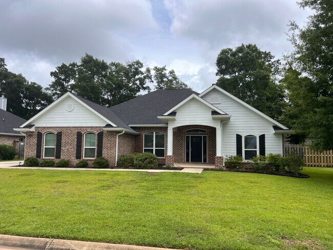 Building Photo - Coming Soon In Stonechase