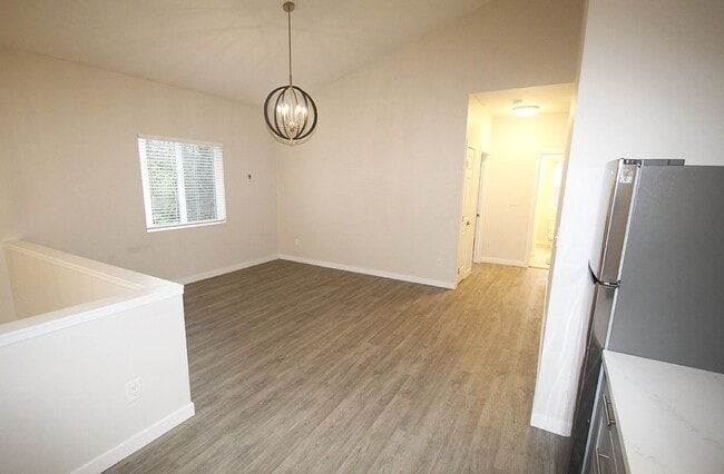Photo - NEWER CONSTRUCTION 8 BEDROOM, 3 BATH HOME ...