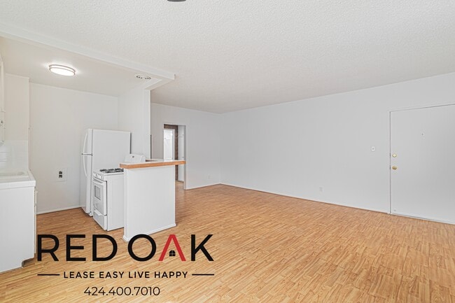 Photo - 4037 McLaughlin Ave Unit 14