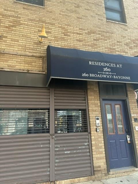 Building Photo - 260 Broadway Unit 2A