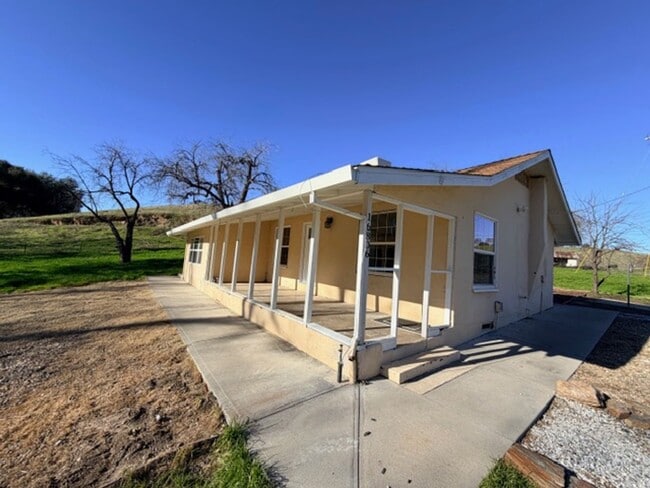 Photo - Charming 1 Bedroom Home with Bonus Room in a Serene, Secluded Setting