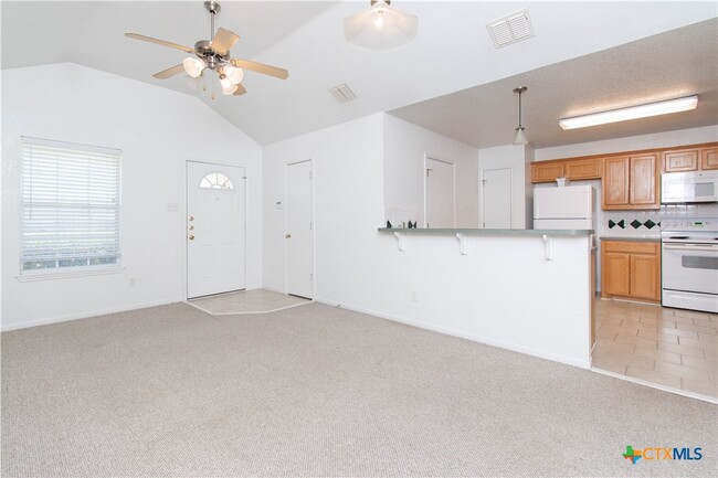 Building Photo - 316 Janelle Dr Rental