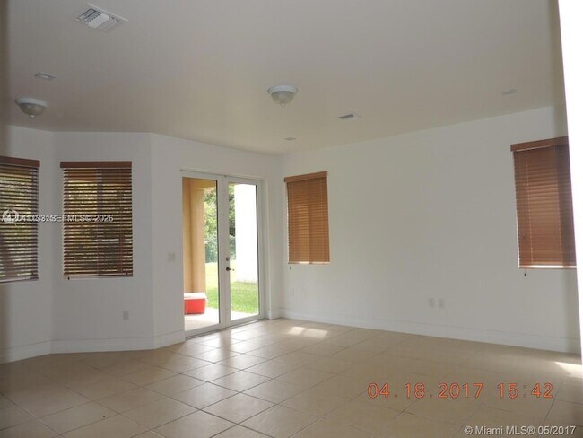 Photo - 1926 SE 23rd Ct