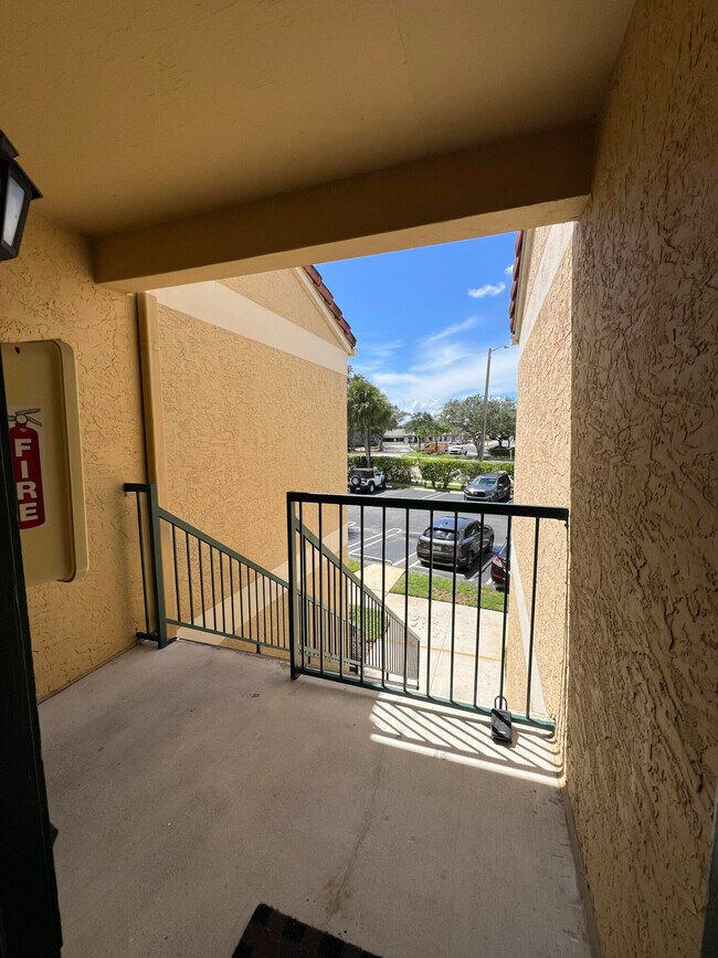 Photo - 899 Riverside Dr Unit 620