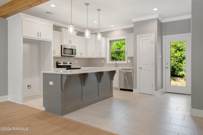 Photo - 190 Emerite Dr Townhome