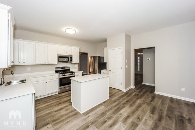 4975 Cascade Hills Cir SW