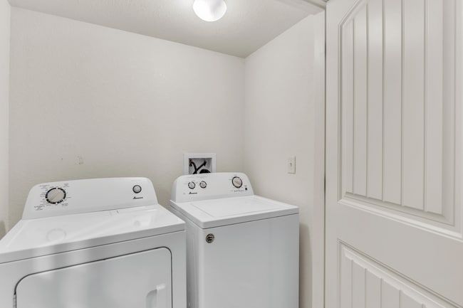 TH2 Laundry