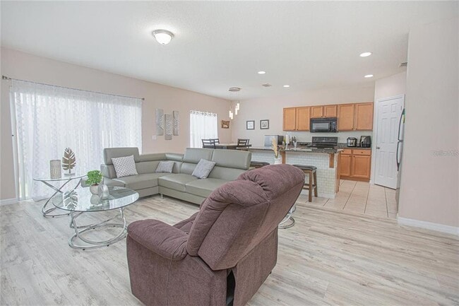 Photo - 3034 Morton Way