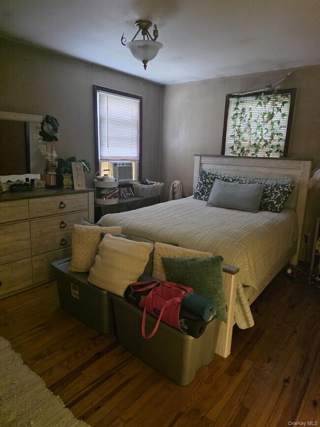 Photo - 23 Seaman Neck Rd