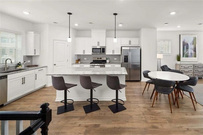 Photo - 1530 Brantin Dr