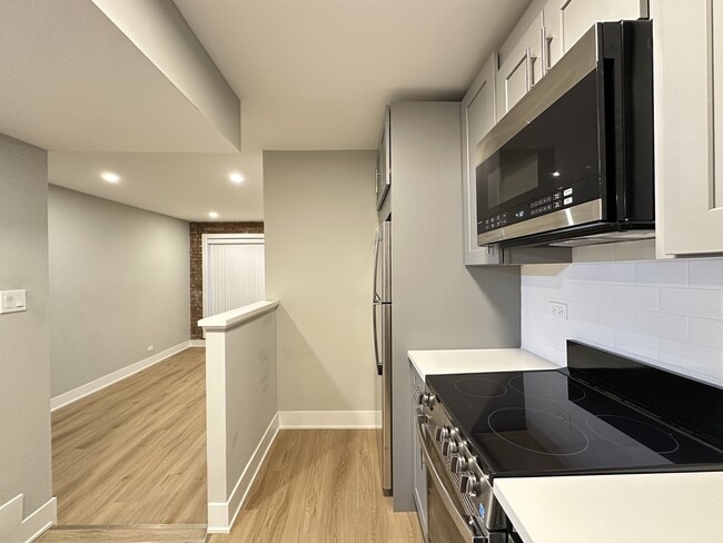 Photo - 1225 N La Salle Dr Unit J00W