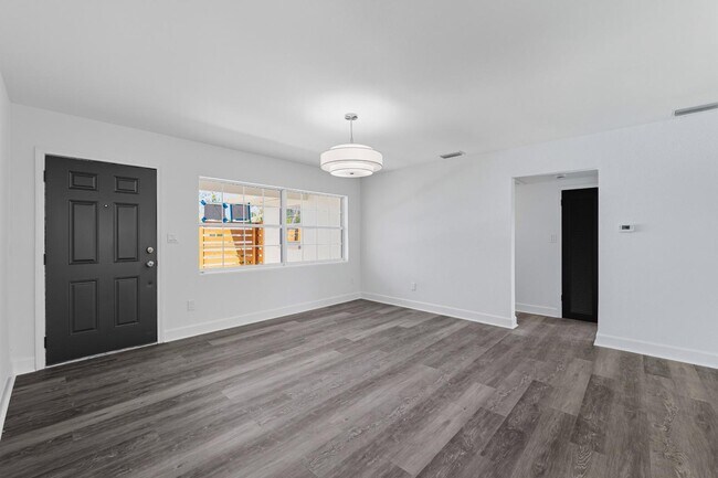 Photo - 2491 Coronado Way