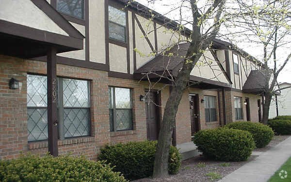 Photo - Independence Square Condominiums