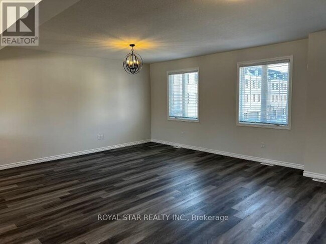 Photo - 2529 Meadowlands Way