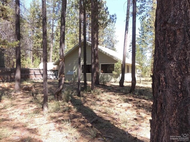 Photo - Adorable Cabin on the River