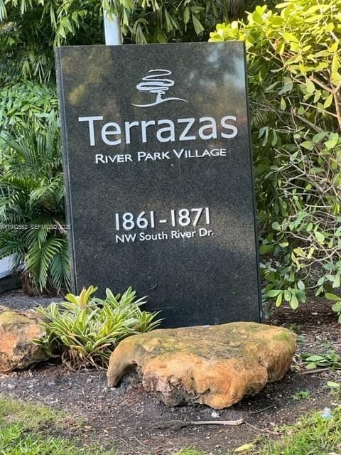 Photo - 1861 NW S River Dr Unit 1504