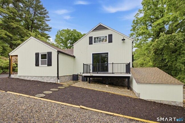 Photo - 1 Tulip Tree Ln