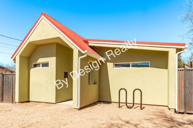 Photo - 615 E Helen St Unit #3