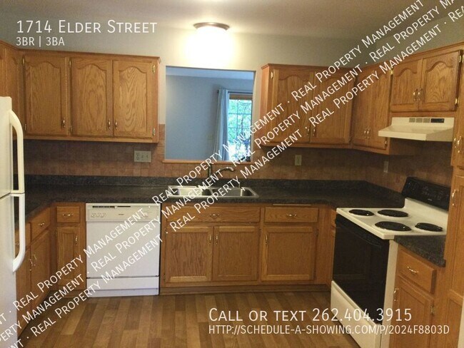 Beautiful 3 bedroom / 2.5 Bath Townhouse - Beautiful 3 bedroom / 2.5 Bath Townhouse