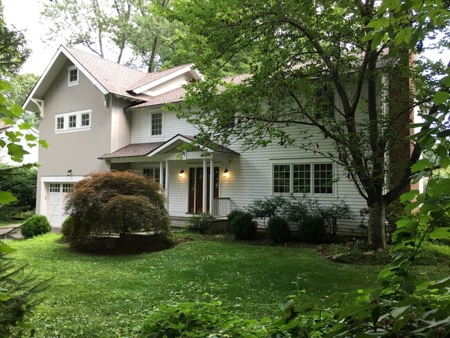 Photo - 192 Highland Ave House