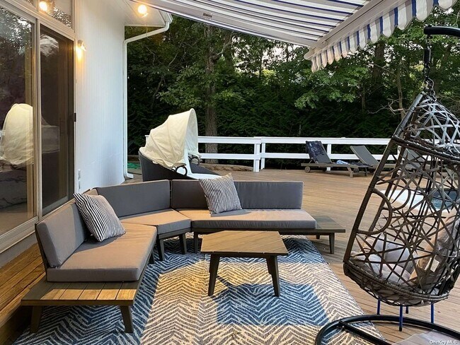 Photo - 2 Indian Pipe Dr