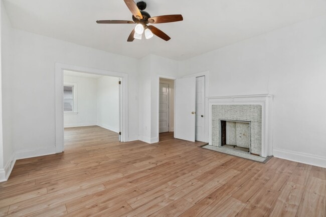 Photo - 1528 Ridge Ave Unit 2