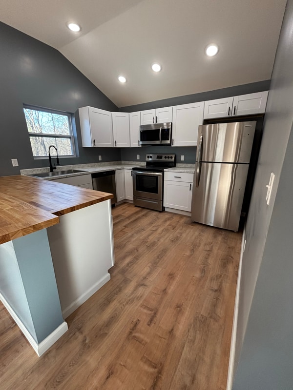 Photo - 3685 E Brutus St Unidad 3