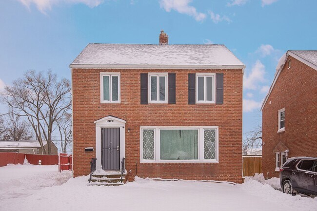 Photo - 3 BED 2 BATH BEAUTIFUL SINGLE FAMILY HOME!