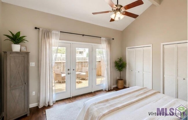 Photo - 9625 Siegen Ln